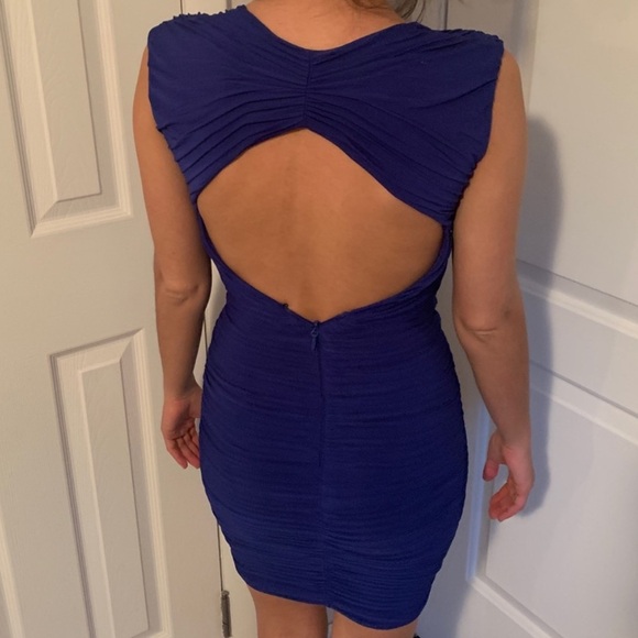 BCBGMAXAZRIA bodycon dress - Picture 6 of 6